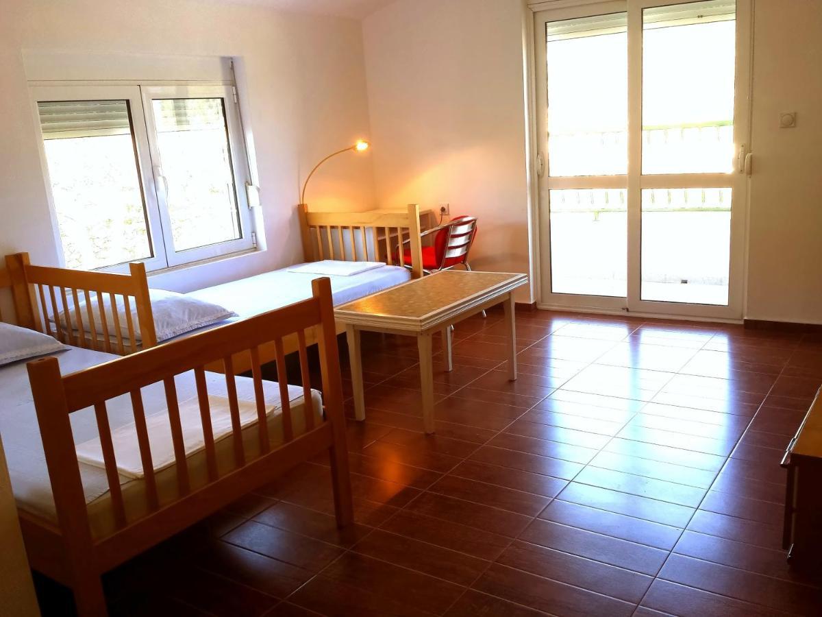 Hoxha Rooms أولتْسي المظهر الخارجي الصورة