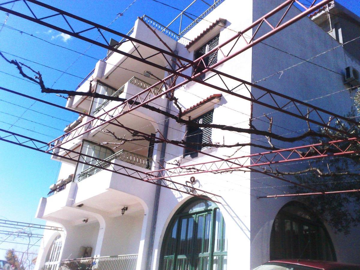 Hoxha Rooms أولتْسي المظهر الخارجي الصورة