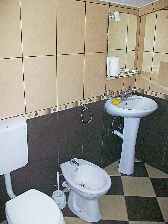 Hoxha Rooms أولتْسي الغرفة الصورة